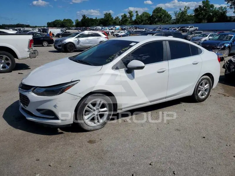 2017 Chevrolet Cruze фото