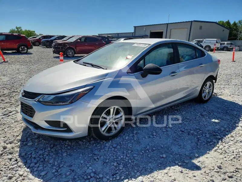 2017 Chevrolet Cruze фото
