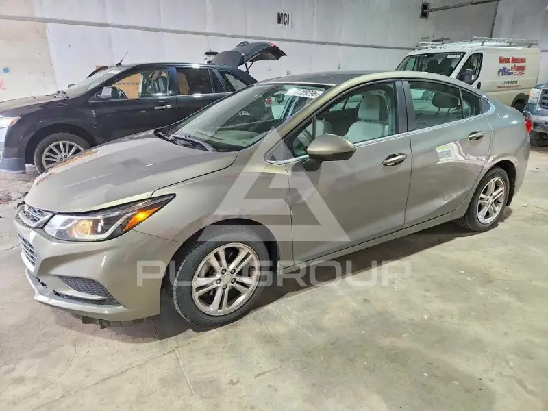 2017 Chevrolet Cruze фото