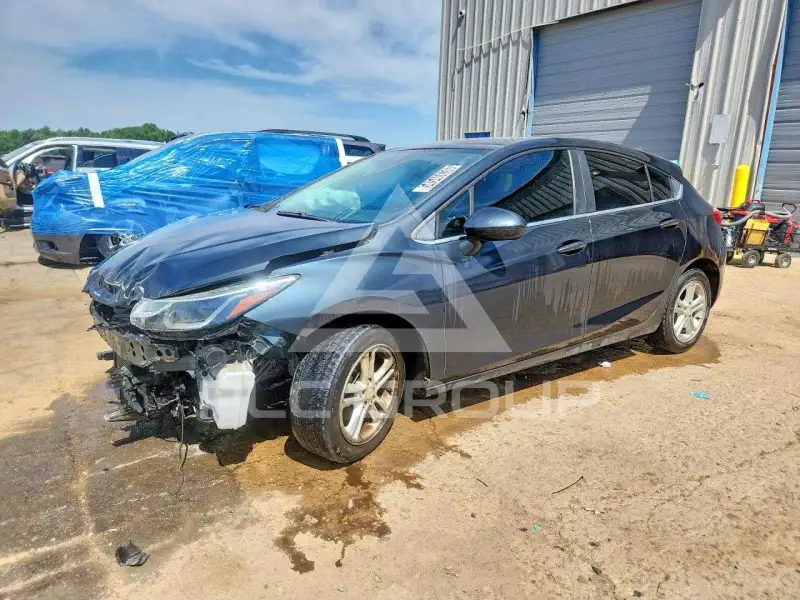 2017 Chevrolet Cruze photo