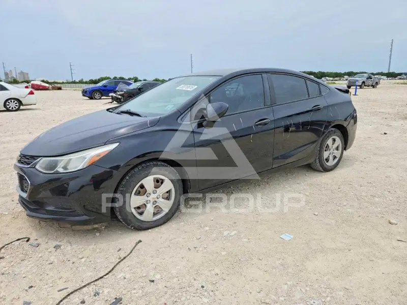 2017 Chevrolet Cruze photo