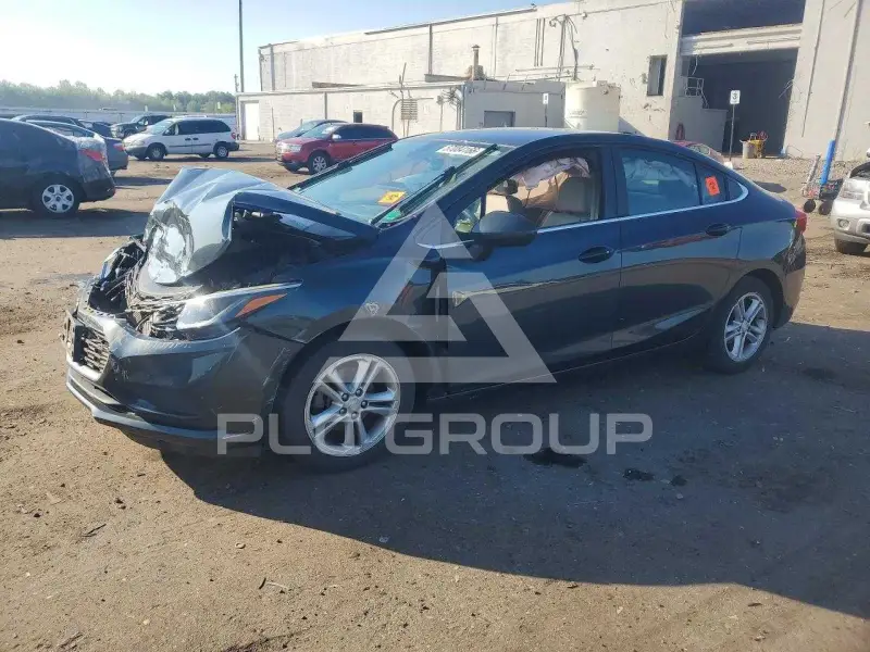 2017 Chevrolet Cruze photo