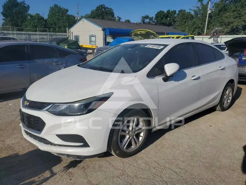 2017 Chevrolet Cruze фото