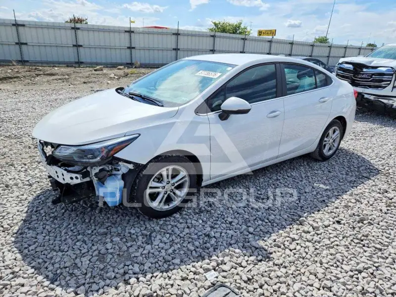 2017 Chevrolet Cruze фото