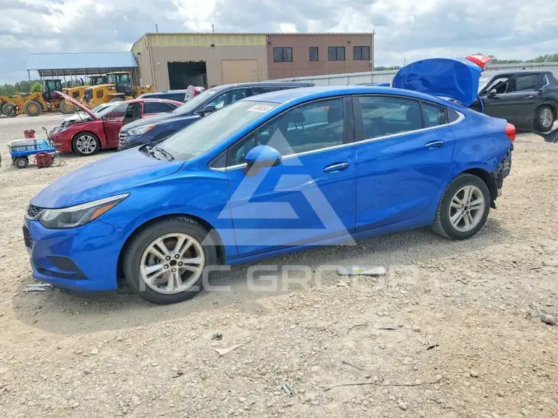 2017 Chevrolet Cruze photo