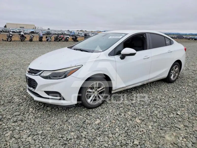 2017 Chevrolet Cruze photo
