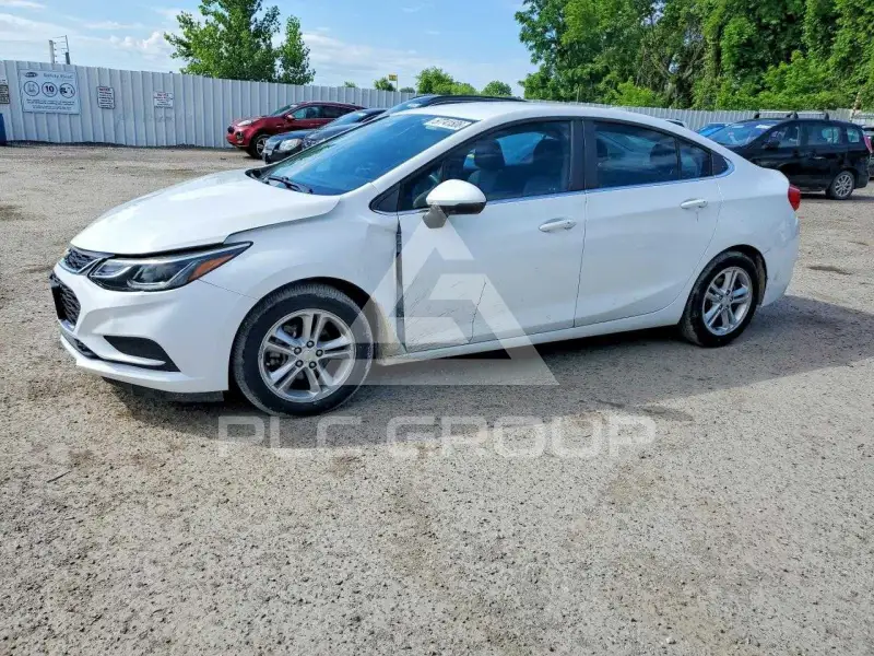 2017 Chevrolet Cruze photo