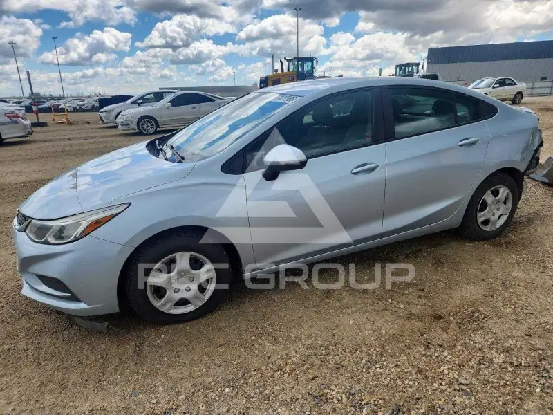 2017 Chevrolet Cruze photo