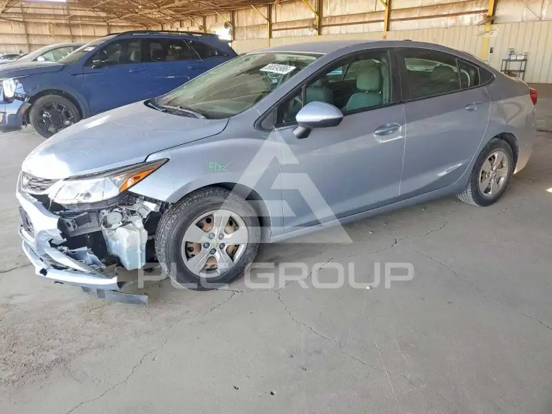 2017 Chevrolet Cruze photo