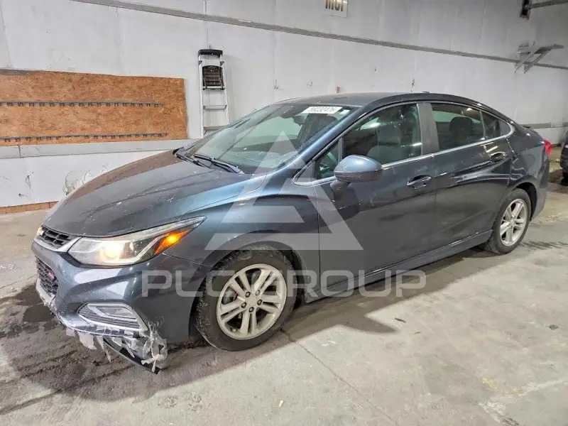 2017 Chevrolet Cruze photo