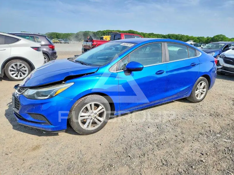 2017 Chevrolet Cruze photo