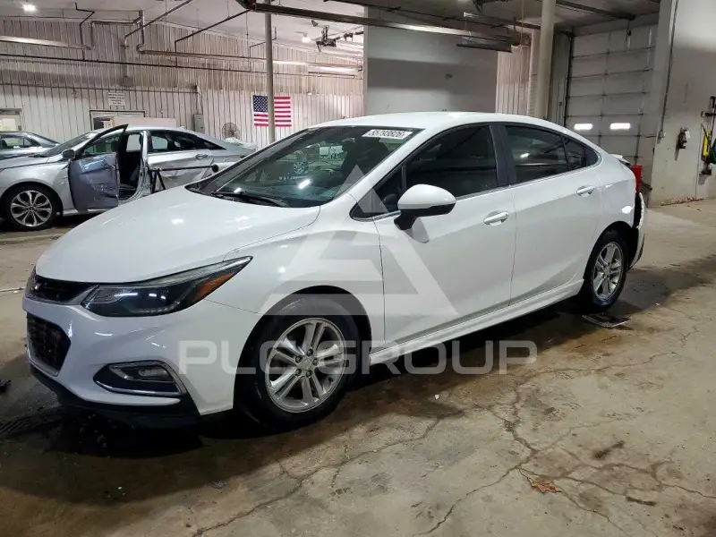 2017 Chevrolet Cruze фото