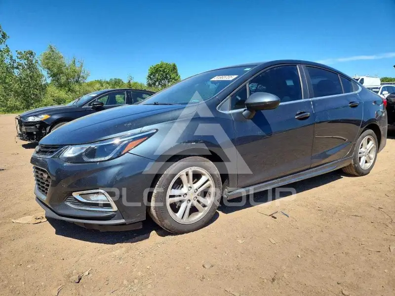 2017 Chevrolet Cruze photo