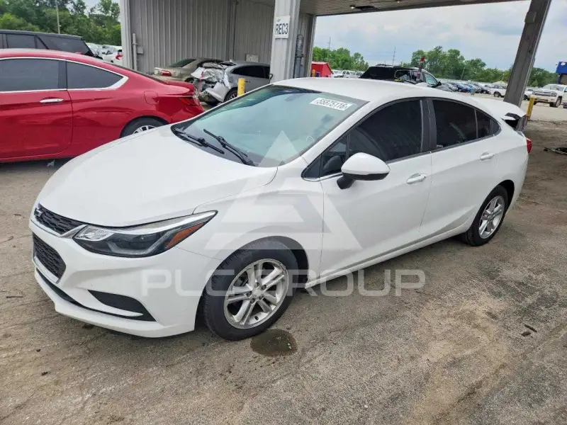 2017 Chevrolet Cruze photo