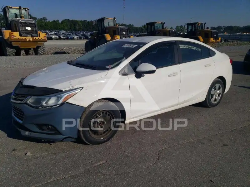 2017 Chevrolet Cruze photo