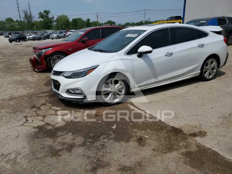 2017 Chevrolet Cruze photo