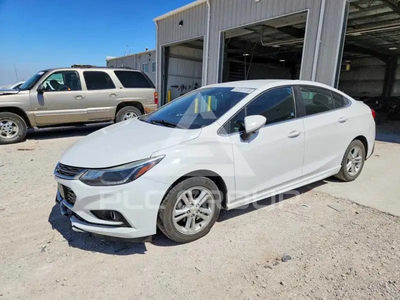2017 Chevrolet Cruze фото