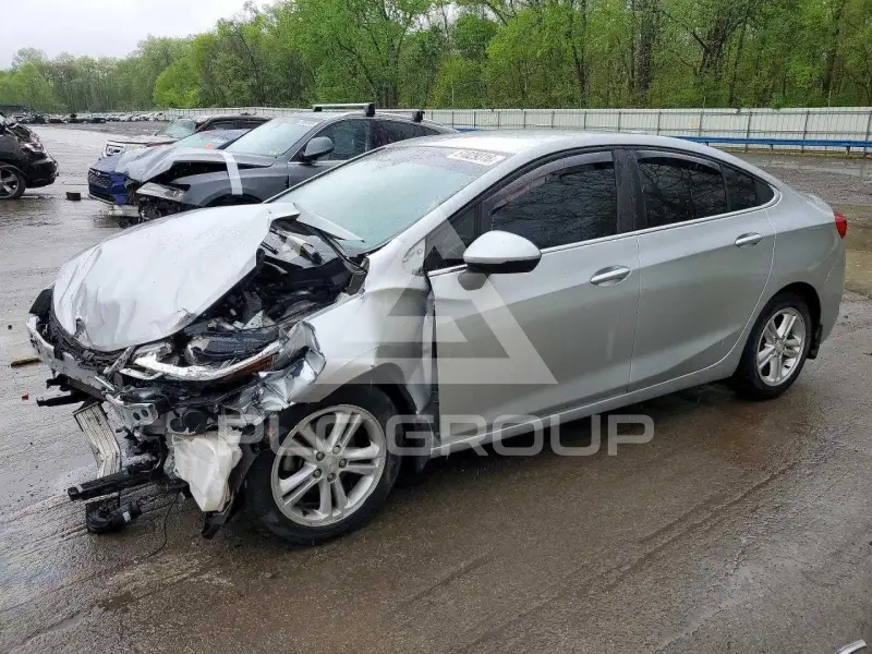 2017 Chevrolet Cruze фото