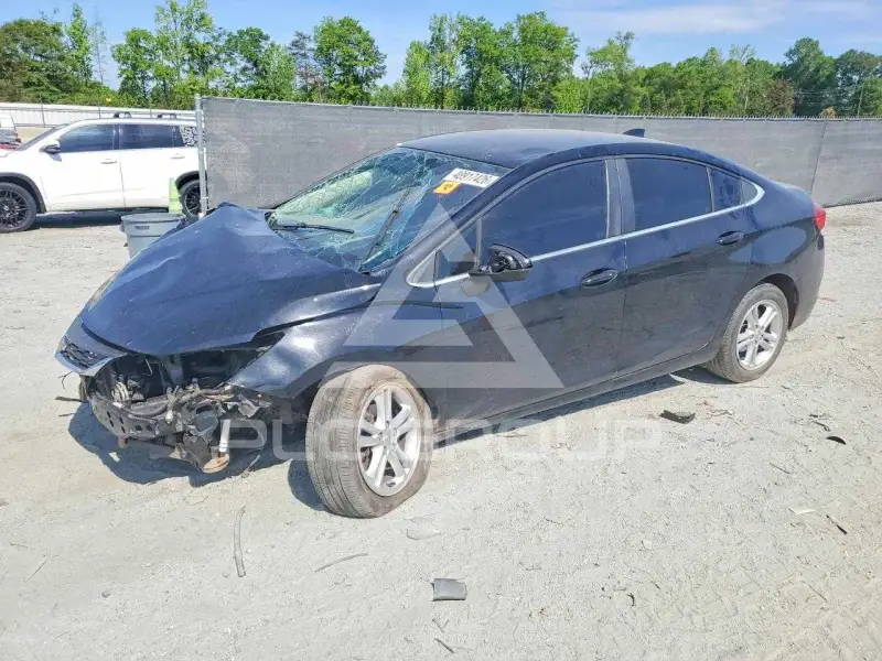 2017 Chevrolet Cruze фото