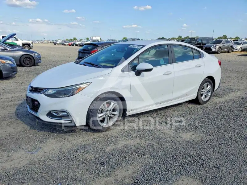 2017 Chevrolet Cruze фото