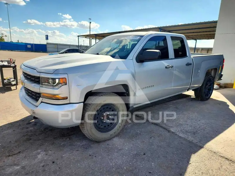 2017 Chevrolet Silverado фото