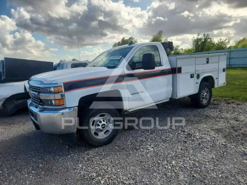 2017 Chevrolet Silverado фото