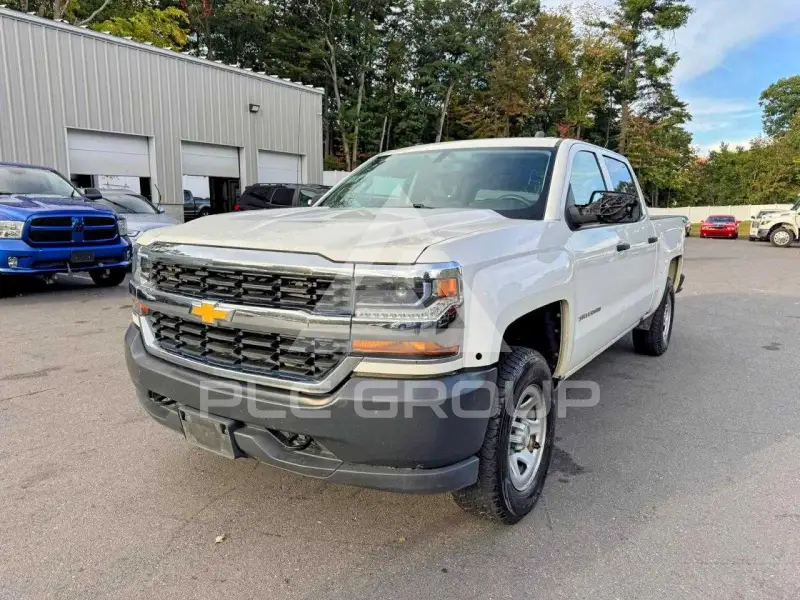 2017 Chevrolet Silverado фото