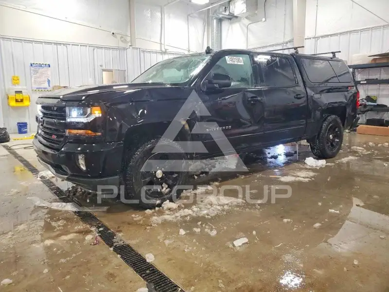 2017 Chevrolet Silverado photo