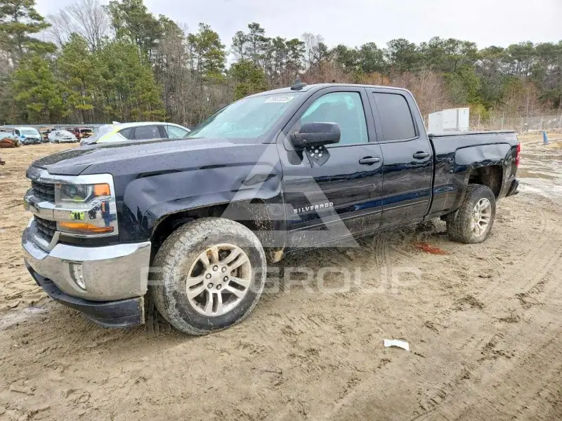 2017 Chevrolet Silverado фото