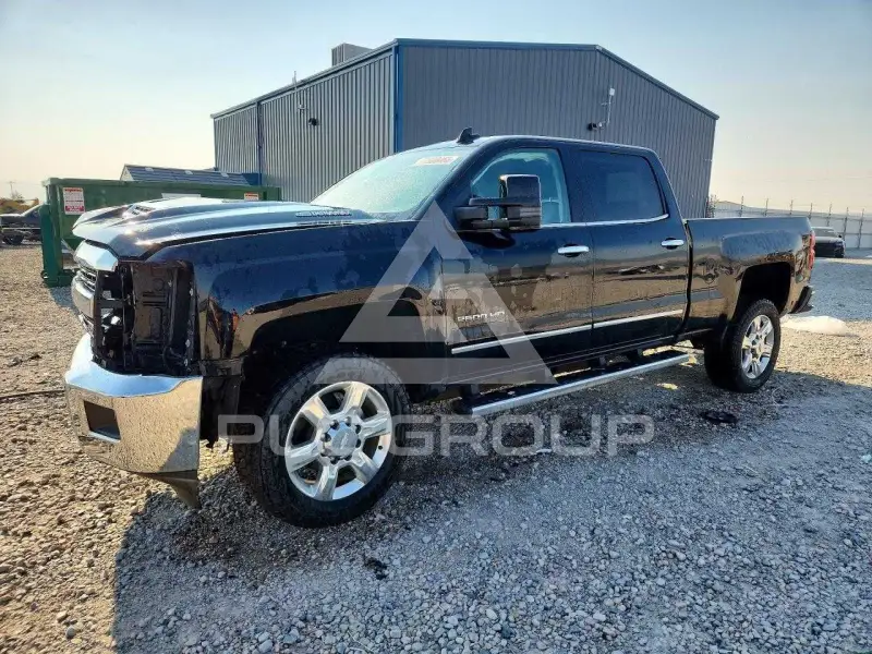 2017 Chevrolet Silverado фото