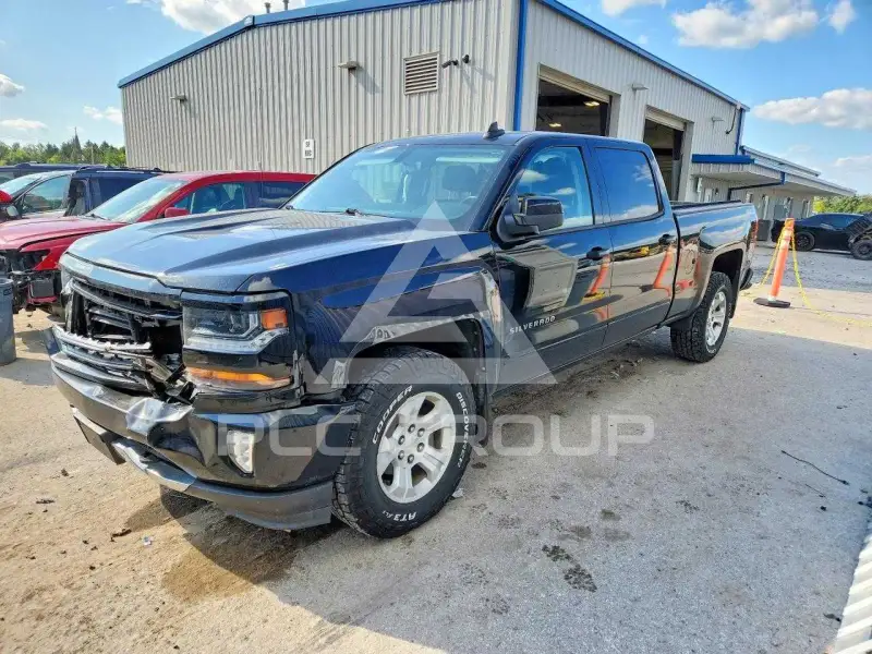 2017 Chevrolet Silverado photo