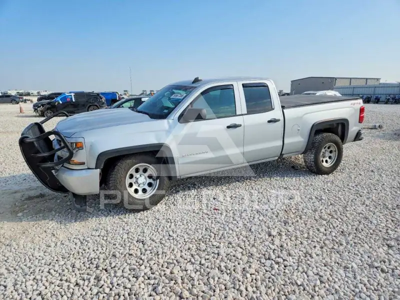 2017 Chevrolet Silverado фото