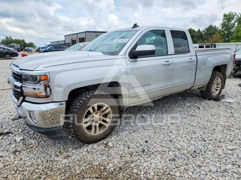 2017 Chevrolet Silverado фото