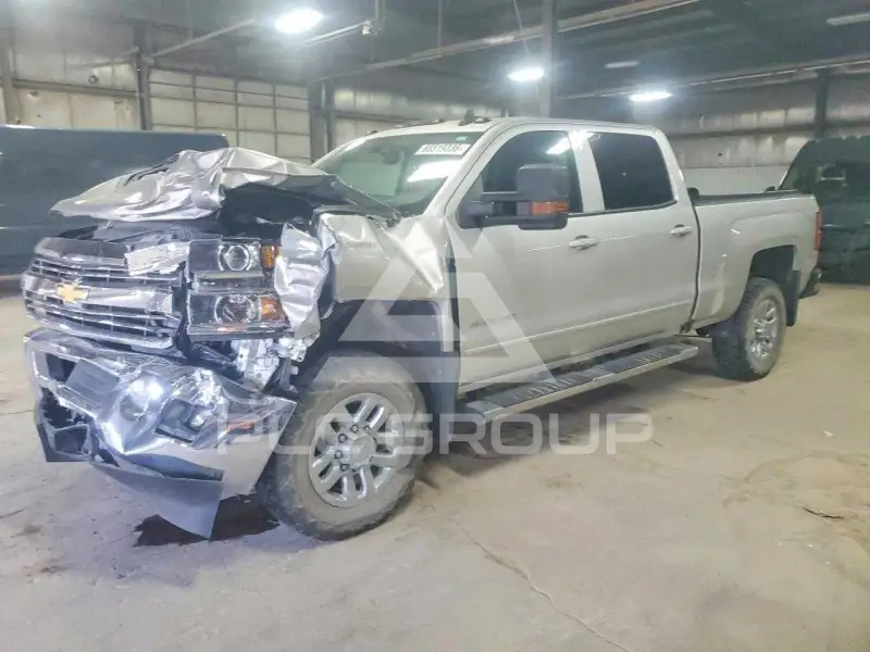 2017 Chevrolet Silverado фото
