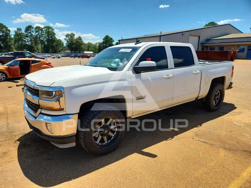 2017 Chevrolet Silverado фото
