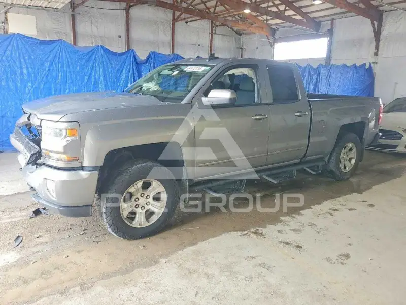2017 Chevrolet Silverado фото
