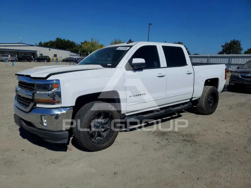 2017 Chevrolet Silverado фото