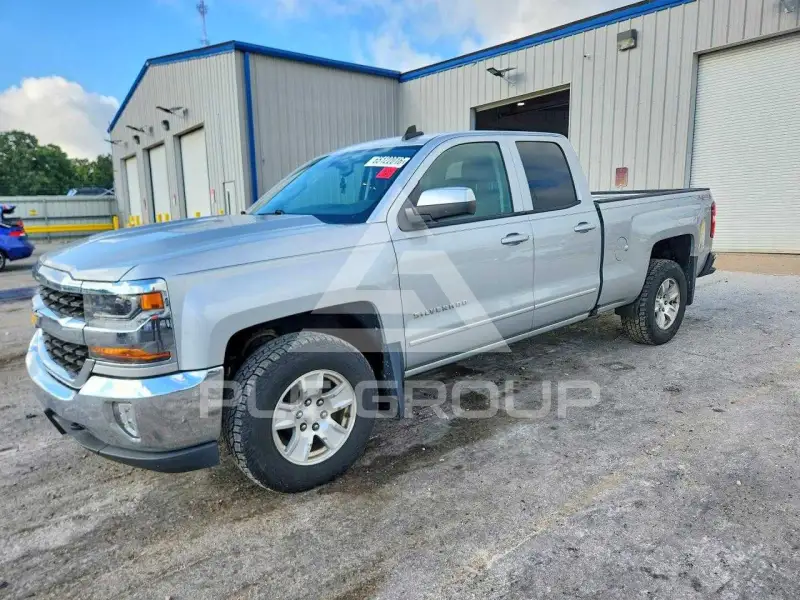 2017 Chevrolet Silverado photo