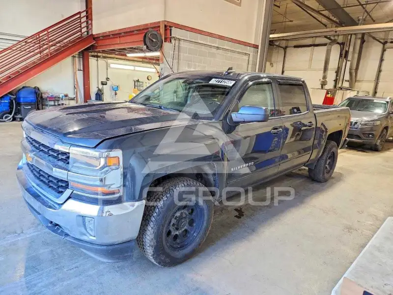 2017 Chevrolet Silverado фото