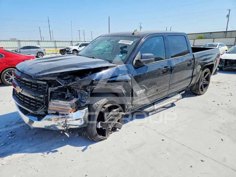 2017 Chevrolet Silverado фото