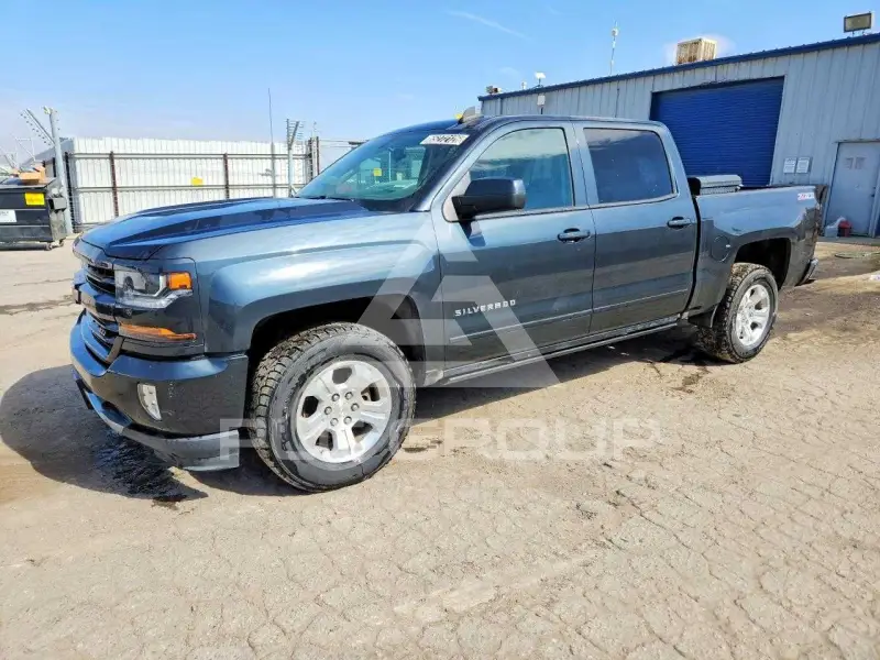 2017 Chevrolet Silverado фото