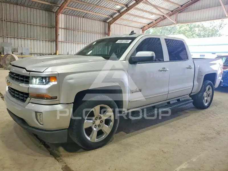 2017 Chevrolet Silverado photo