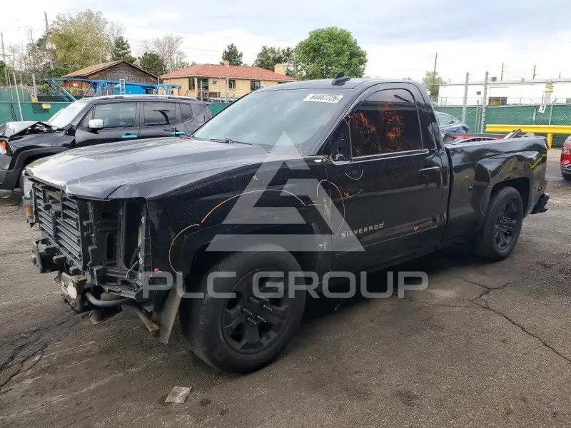 2017 Chevrolet Silverado photo