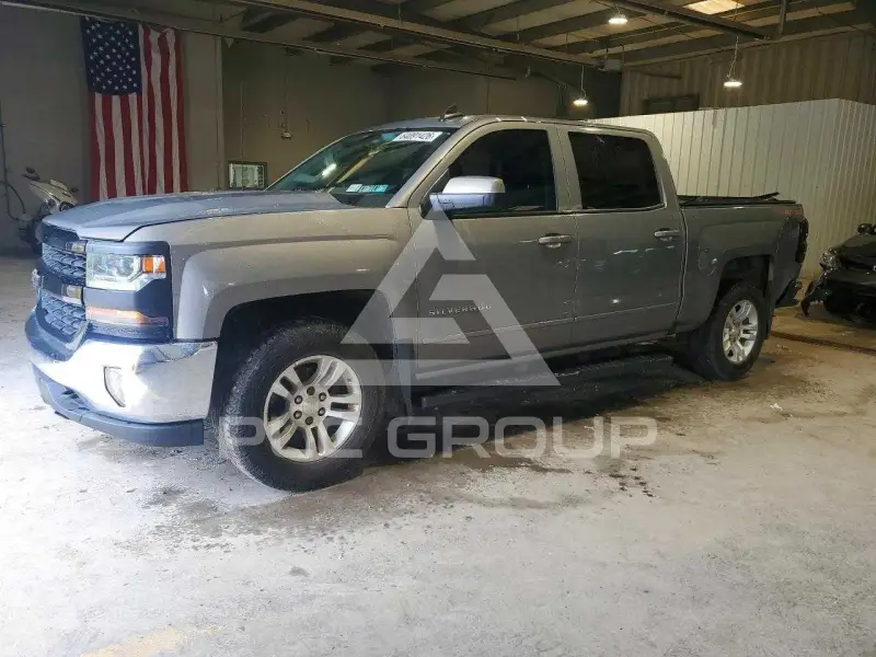2017 Chevrolet Silverado фото
