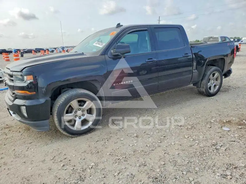 2017 Chevrolet Silverado фото