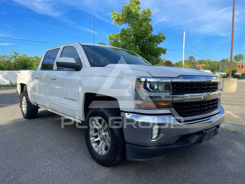 2017 Chevrolet Silverado фото