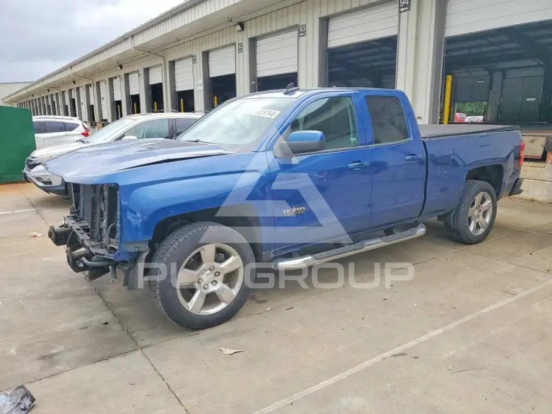 2017 Chevrolet Silverado photo