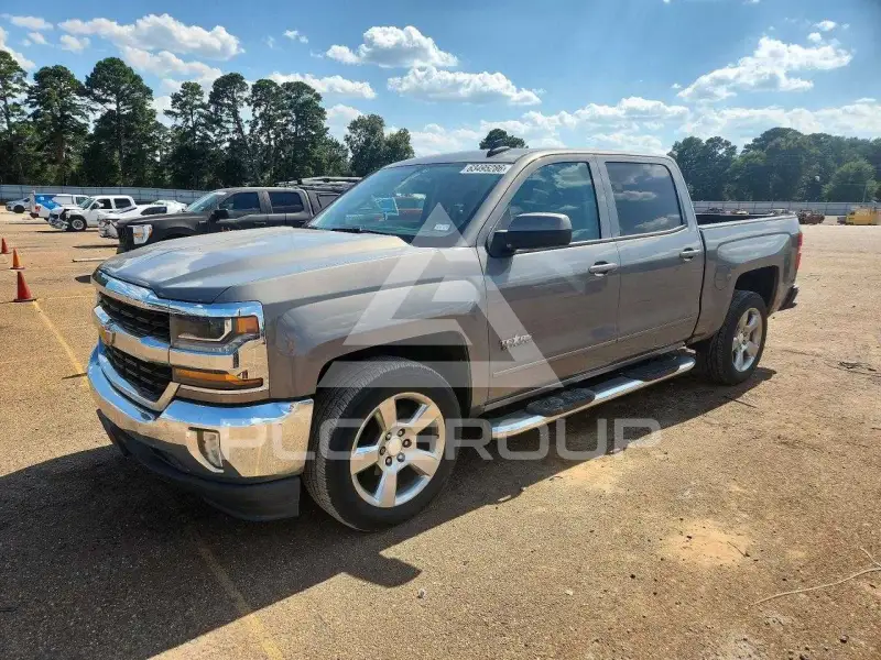 2017 Chevrolet Silverado photo