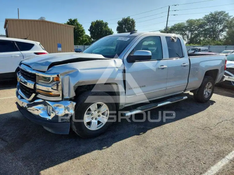 2017 Chevrolet Silverado фото