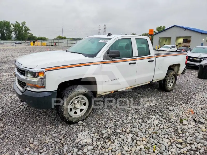 2017 Chevrolet Silverado фото